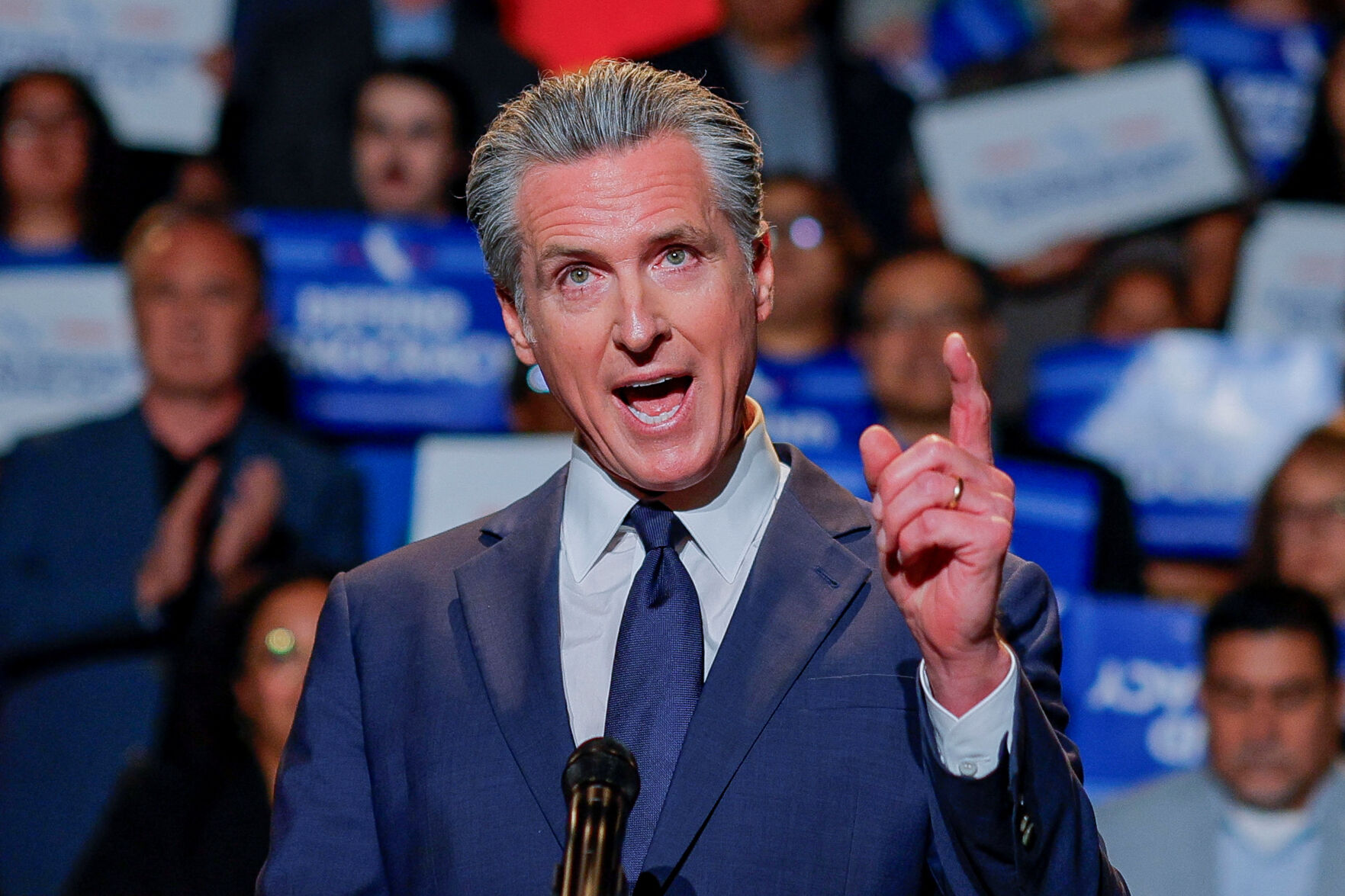 California is set to act fast after Texas advances congressional maps to boost Republicans